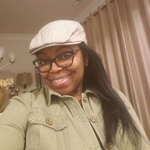 Meet your Posher, Tisha